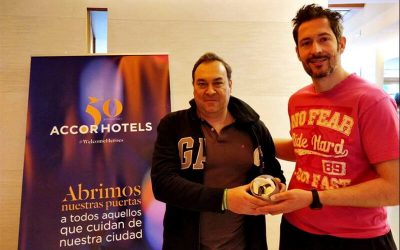 El doctor Julián Nevado, nombrado socio de honor de la AESWH